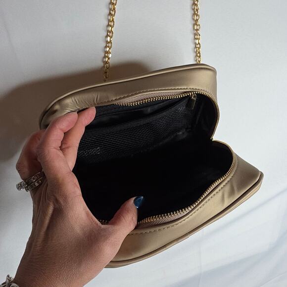 Versace Fragrance Gold Clutch Shoulder Crossbody Sm bag. Purse. Flaw! Used Once - Picture 13 of 16